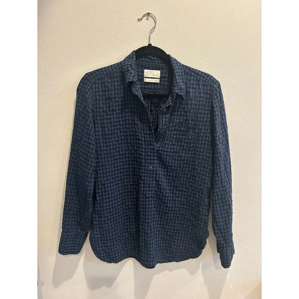 J. Crew Classic fit Gingham Navy/Black Button up Cotton shirt/ blouse Sz 4/ S